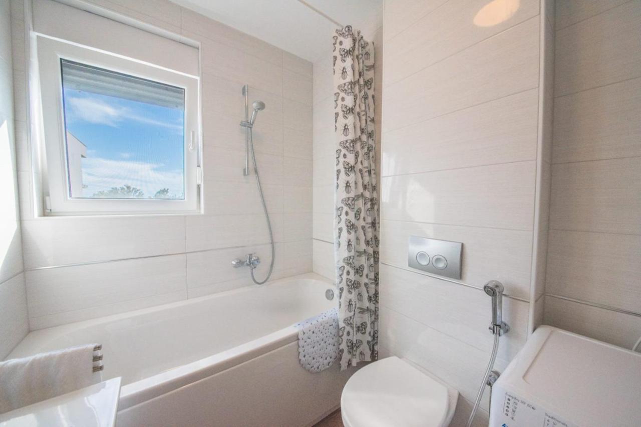 Apartman Pau Nin Exterior photo